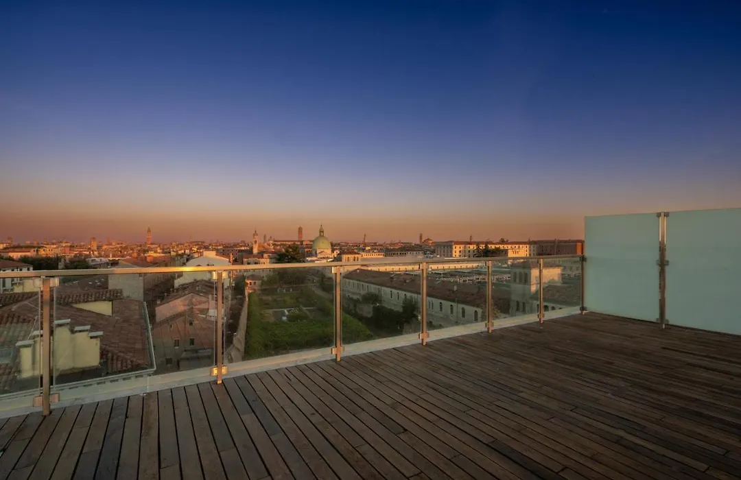 Centrale Mazzoni Apartments R&R-1