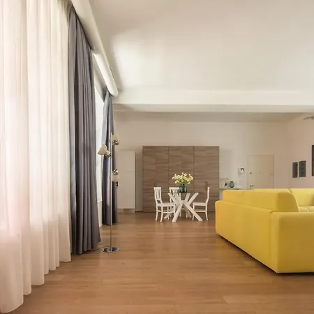 Centrale Mazzoni Apartments R&R-2