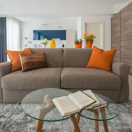 Centrale Mazzoni Apartments R&R-3