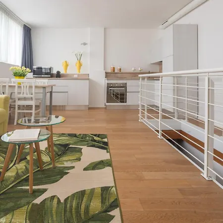 Centrale Mazzoni Apartments R&R-2